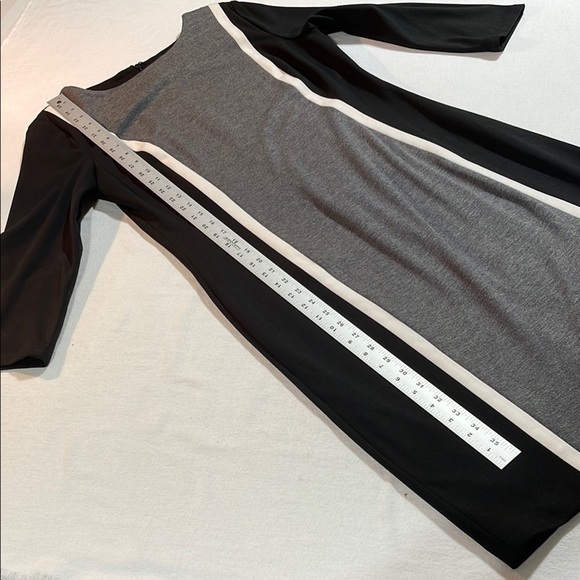 Chaps Gray and Black Dress 3/4 Sleeve Crew Neck EUC 12 - Picture 11 of 13